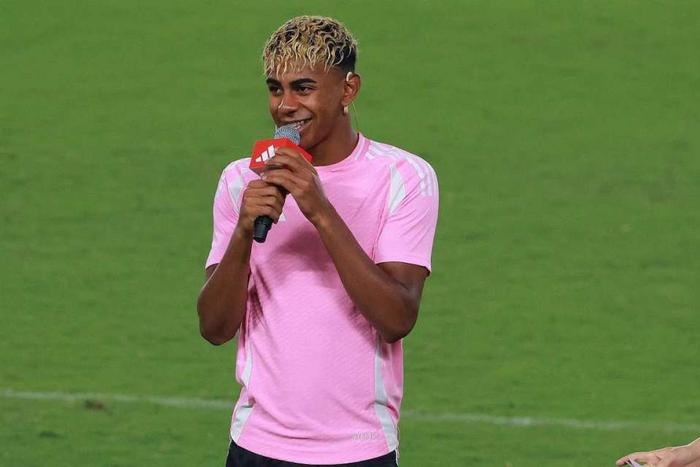 开云体育app安全下载-央视美女主持为亚马尔写祝福语 天赋异禀的“禀”忘了怎么写